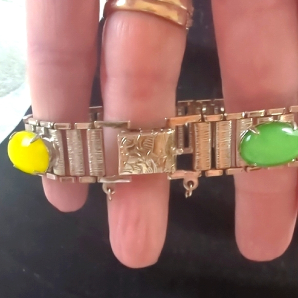 Vtg SARAH COVENTRY Party Pastels Bracelet, Silvertone, Multi Color Stones - Picture 7 of 7